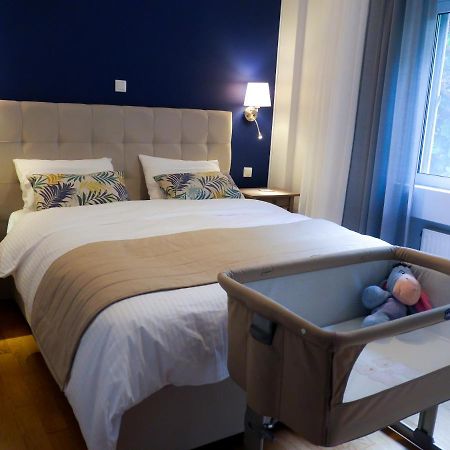 Garden Apartment Next To The Mall -Private Parking Atene Esterno foto