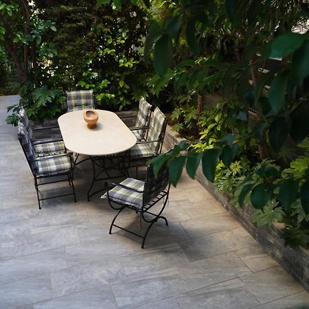 Garden Apartment Next To The Mall -Private Parking Atene Esterno foto