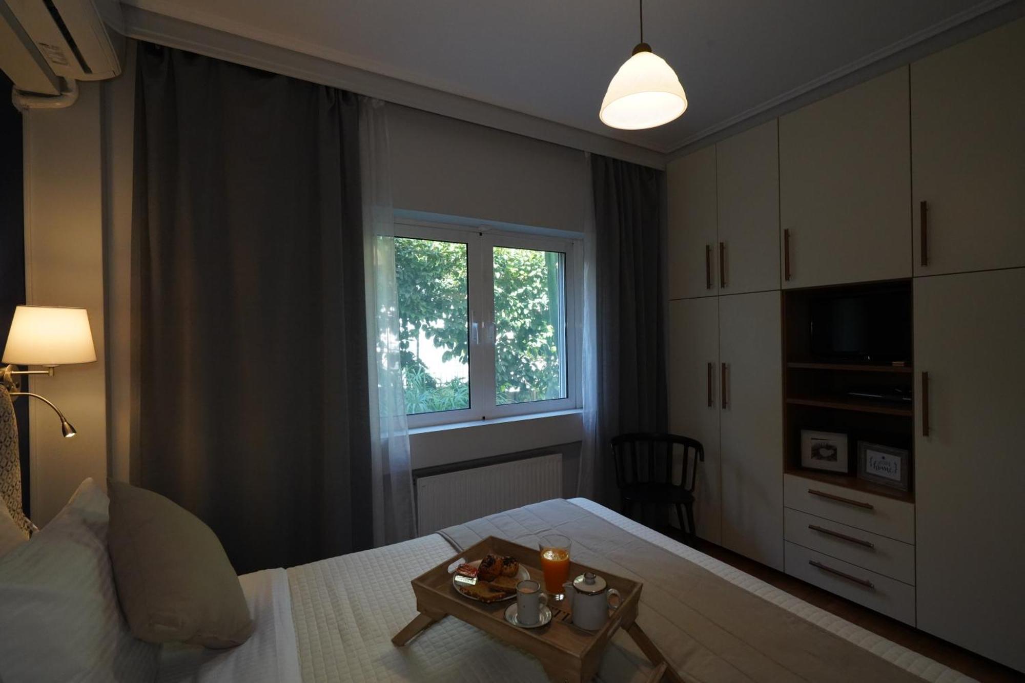 Garden Apartment Next To The Mall -Private Parking Atene Esterno foto