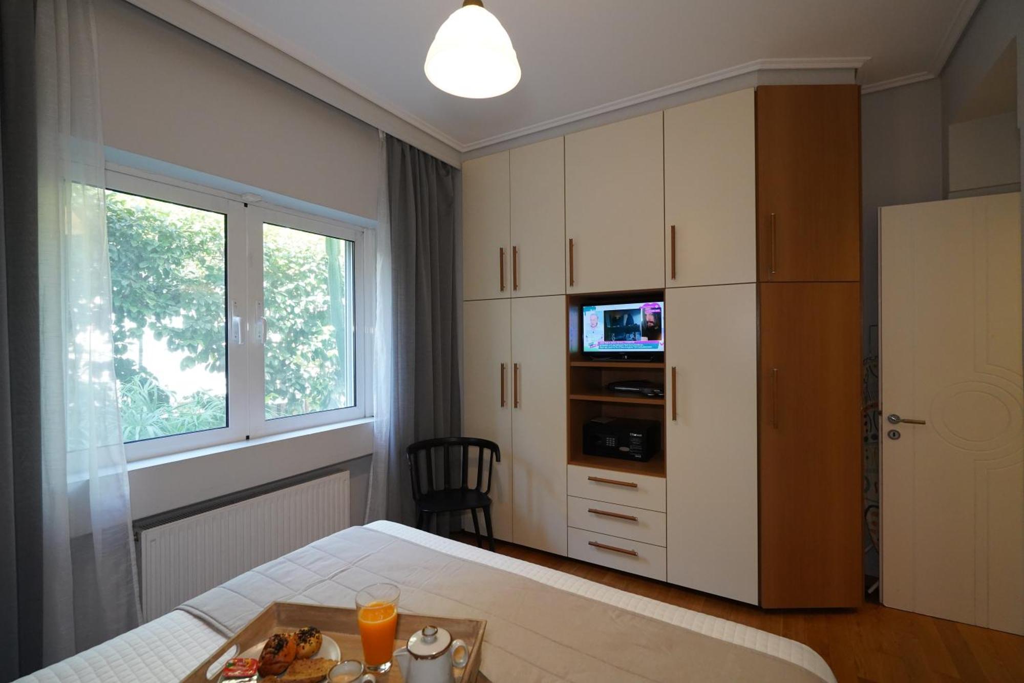 Garden Apartment Next To The Mall -Private Parking Atene Esterno foto